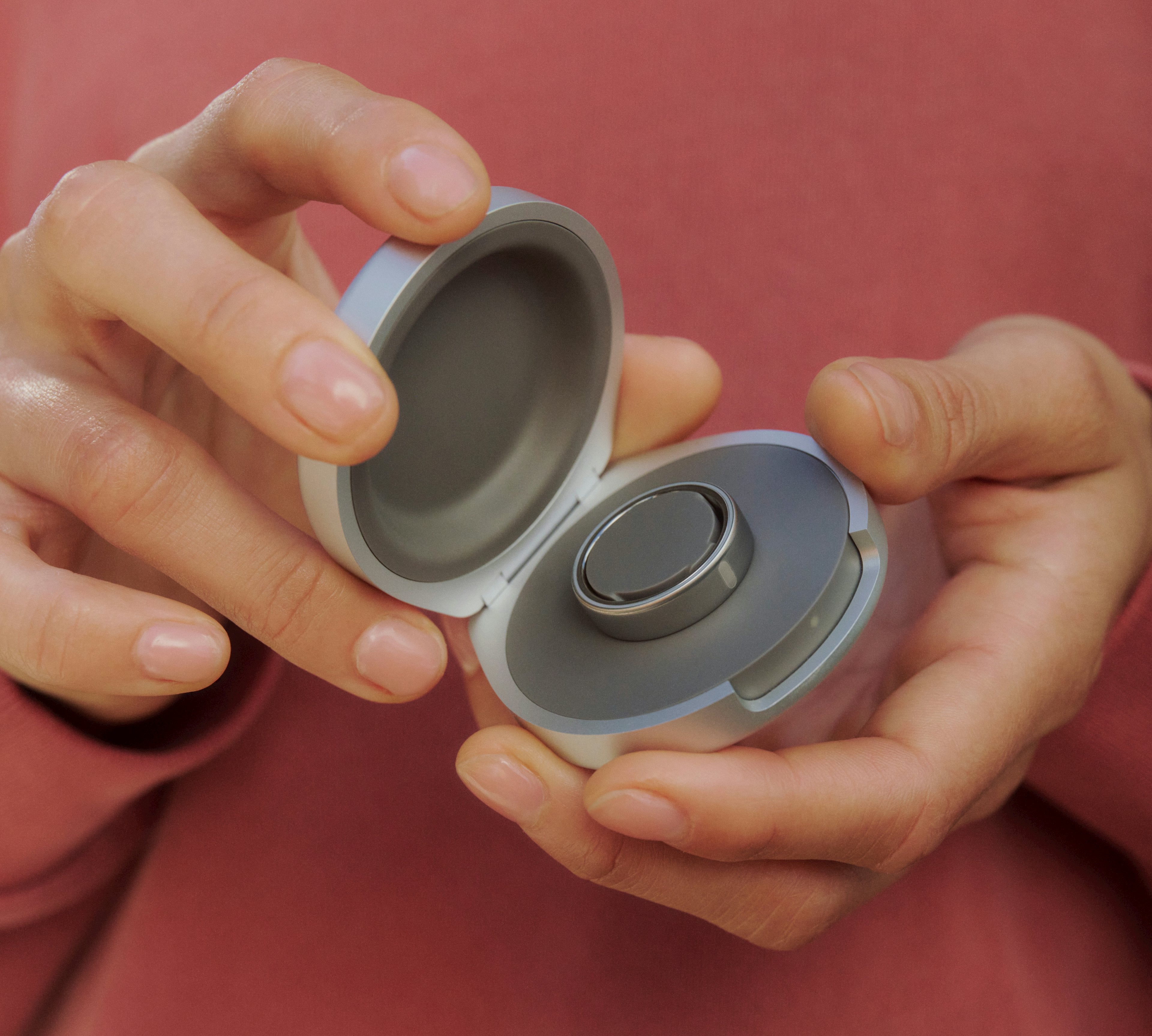 Oura Ring 5 Charging Case